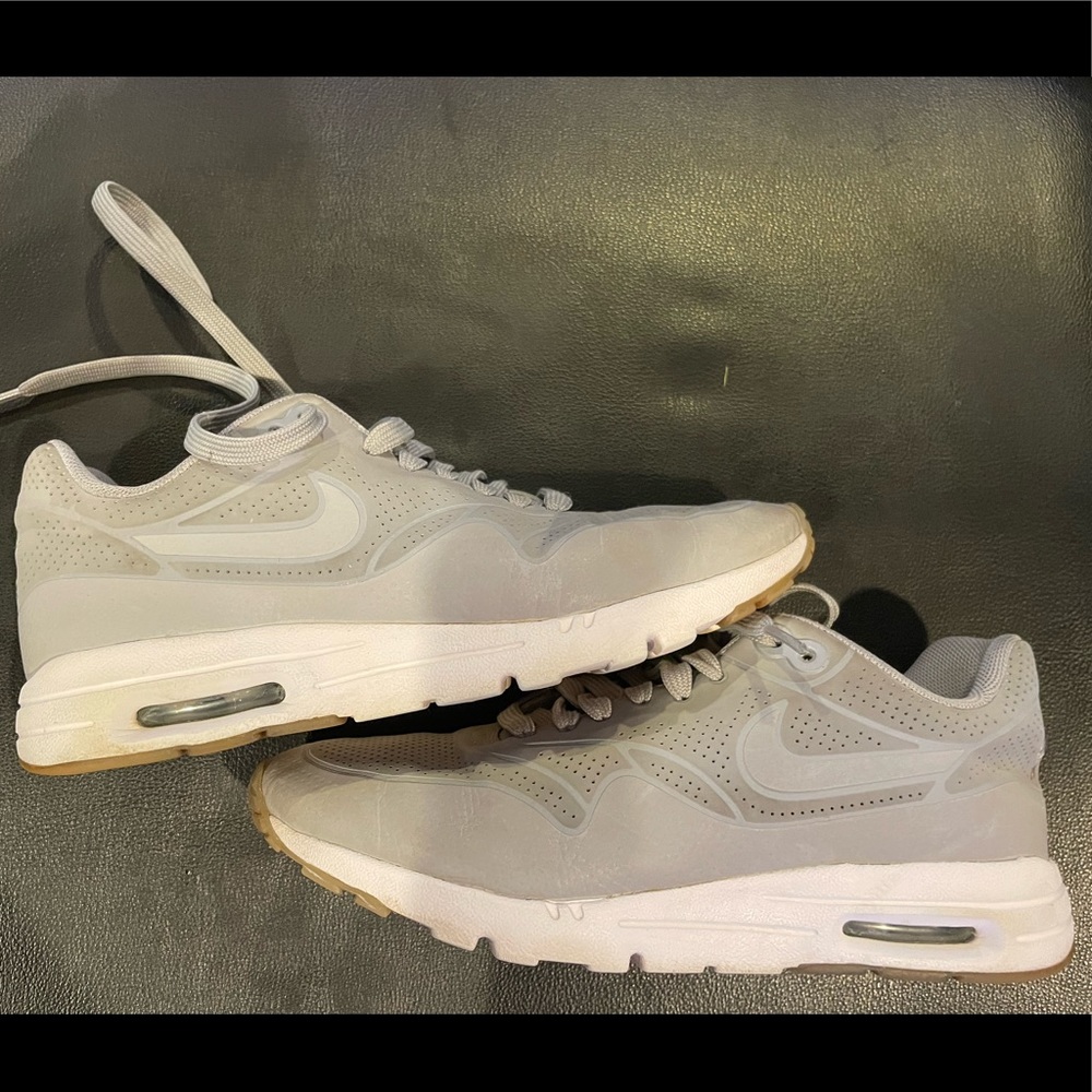 Wmns Air Max 1 Ultra Moire 'Wolf Grey'